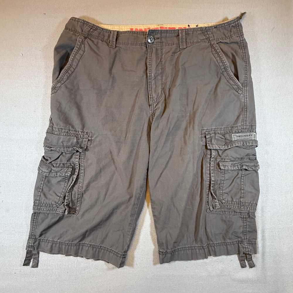 Unionbay Mens Cargo Shorts Gray Cotton Size 38 YB61720 Utility Pockets 2354